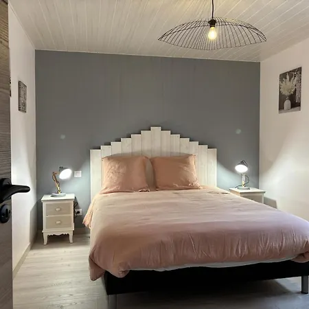 Paisible 6 Pers Proche Vichy Et Clermont-ferrand - Fr-1-489-566 Holiday home