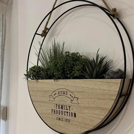 Moderne 3 Epis A Cognat-lyonne, 6 Pers, Charme Et Confort - Fr-1-489-566 * Cognat-Lyonne