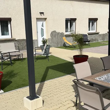 Moderne 3 Epis A Cognat-lyonne, 6 Pers, Charme Et Confort - Fr-1-489-566 * Cognat-Lyonne